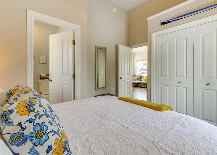 Scenic & Cozy 'Sweet Northern Comfort' In Homer!